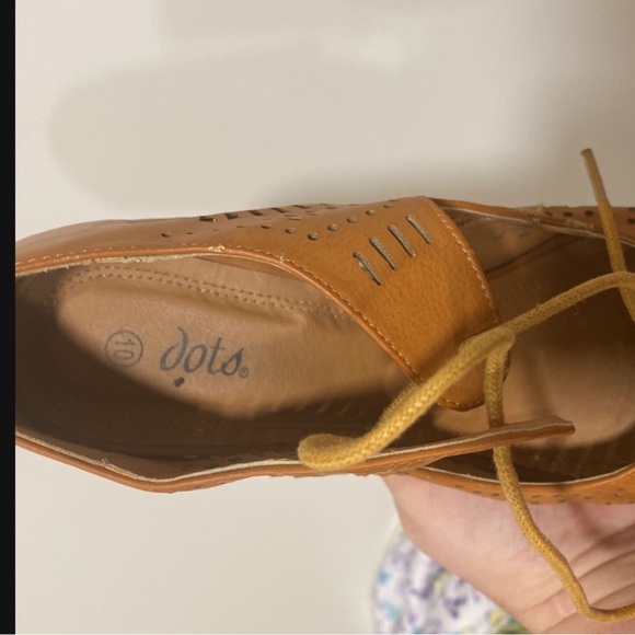 Used - Picture 2 of 4